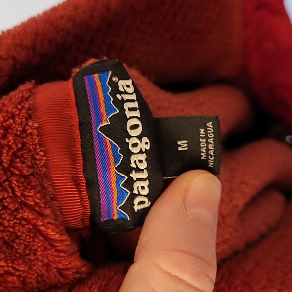 PATAGONIA deep red pullover - Picture 5 of 7